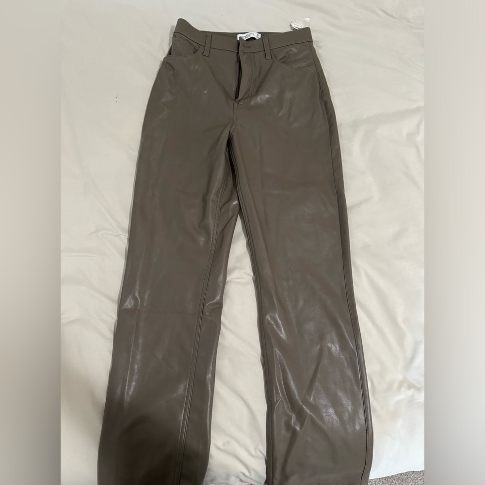 Abercrombie 90s straight ultra high rise